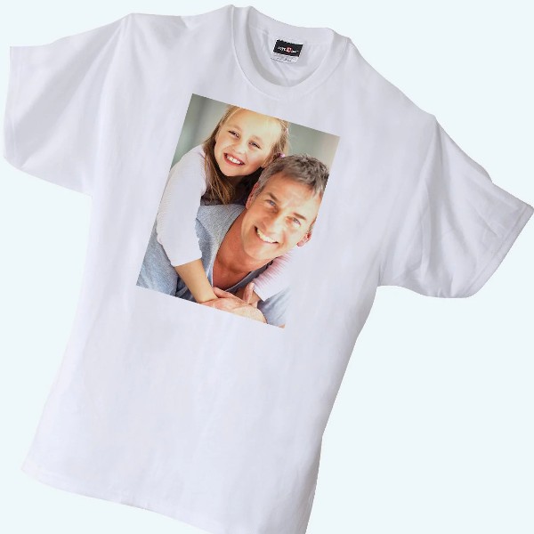 T-Shirt & Regular Print